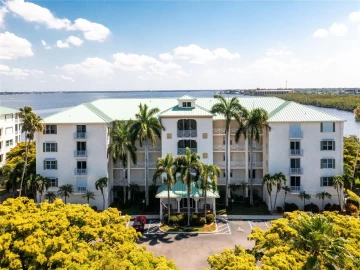 200 HARBOR WALK DR #245, PUNTA GORDA, 33950 FL