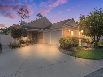 3930 E Torch Lake, THE VILLAGES, FL 32163