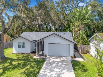 6526  Creekview, PINELLAS PARK, FL 33781