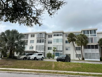 100 WAVERLY WAY #205, CLEARWATER, 33756 FL