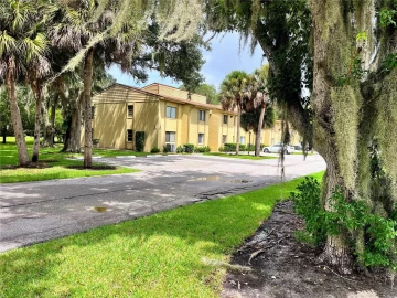 308 PALM COAST PKWY NE #203, PALM COAST, 32137 FL