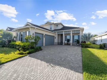 8209 REDONDA LOOP, LAKEWOOD RANCH, 34202 FL