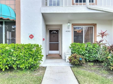 4382  Madeira 3361, SARASOTA, FL 34233