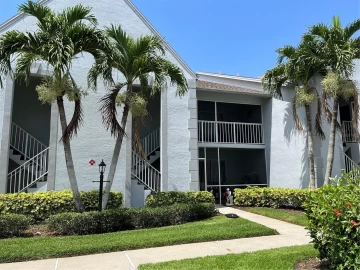 6611 STONE RIVER RD #104, BRADENTON, 34203 FL