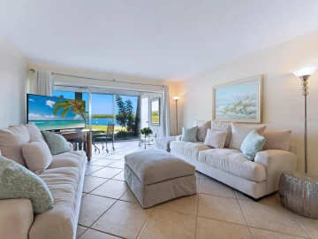 4440 EXETER DR #104, LONGBOAT KEY, 34228 FL