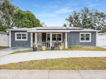 5895  16th, ST PETERSBURG, FL 33703