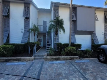 1046 W PEPPERTREE LN #115B, SARASOTA, 34242 FL