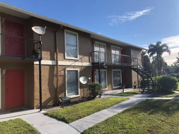 1909  Caralee 4, ORLANDO, FL 32822