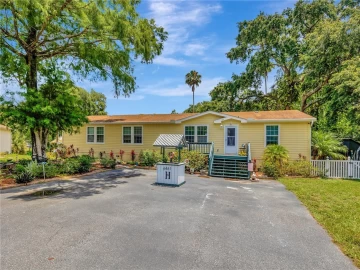 6461 BASS RD, WEEKI WACHEE, 34607 FL