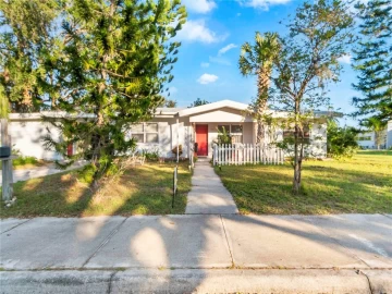 2695 S East, SARASOTA, FL 34239