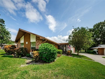 2241 SHELLY DR #B, PALM HARBOR, 34684 FL