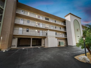 14001 GULF BLVD #304, MADEIRA BEACH, 33708 FL