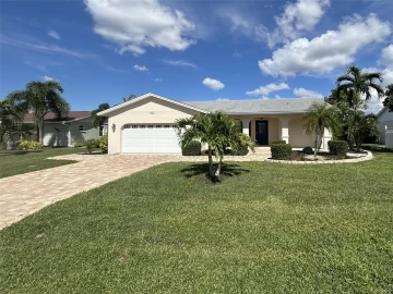 4527 MANGROVE POINT RD, BRADENTON, 34210 FL