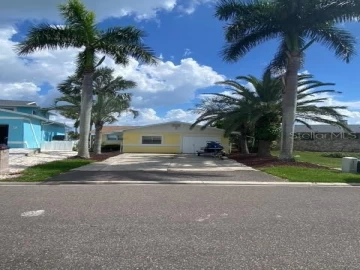 857 180TH AVE E, REDINGTON SHORES, 33708 FL