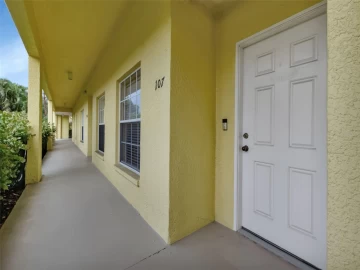 2060 WILLOW HAMMOCK CIR #107, PUNTA GORDA, 33983 FL