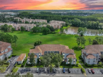 14037 FAIRWAY ISLAND DR #233, ORLANDO, 32837 FL