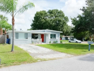 6701  10th Avenue, SAINT PETERSBURG, FL 33707