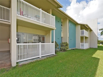 250 N BANANA RIVER DR #b7, MERRITT ISLAND, 32952 FL