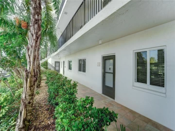 8911 MIDNIGHT PASS RD #110, SARASOTA, 34242 FL