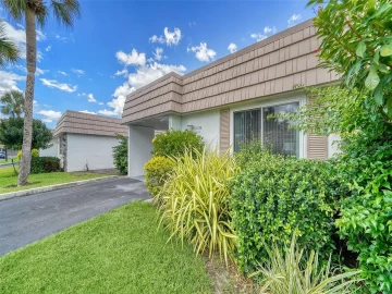 2329 CANALBLUFF PL #V299, SARASOTA, 34231 FL