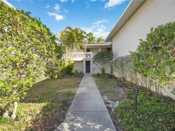 2121 WOOD ST #UNIT 221, SARASOTA, 34237 FL