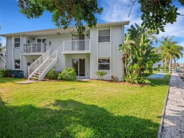 522  Pine 8B, ANNA MARIA, FL 34216