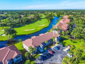 5630 GOLF POINTE DR #207, SARASOTA, 34243 FL