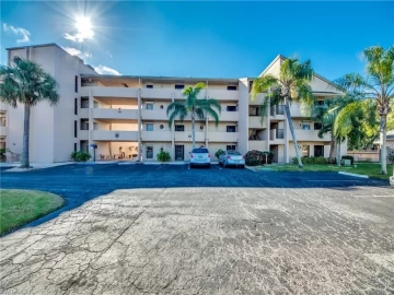 2067 W LAKEVIEW BLVD #2, NORTH FORT MYERS, 33903 FL