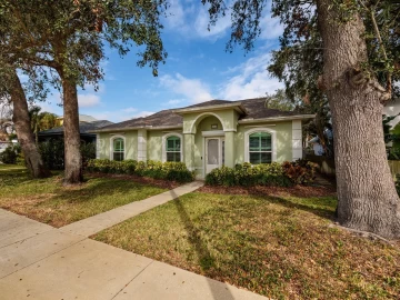 351  46th, ST PETERSBURG, FL 33703