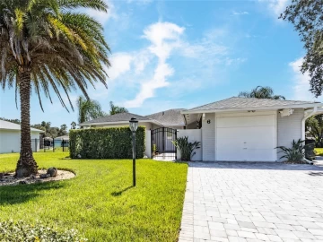 6 CARDWELL CT, PALM COAST, 32137 FL