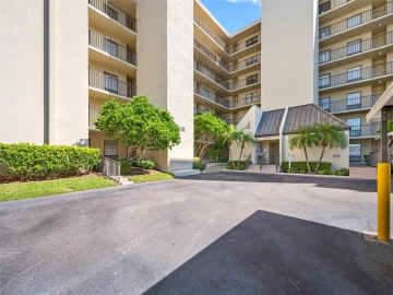 3400 COVE CAY DR #5B, CLEARWATER, 33760 FL