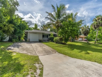 2054  44th , NAPLES, FL 34116