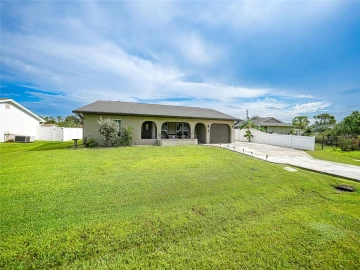 23046 FOOTE AVE, PORT CHARLOTTE, 33952 FL