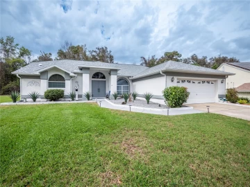 18 HEMLOCK CT E, HOMOSASSA, 34446 FL